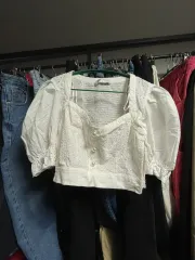 ZARA クロップド パフ 半袖 ブラウス 出品