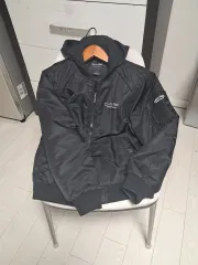 新品 Calvin Klein カルバン・クライン フードMA-1ジャケット ユニセックスのサムネイル