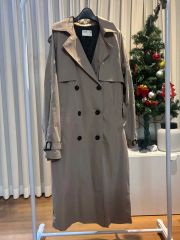 y*i様 TOGA ARCHIVES x H&M トレンチコート／限定 - メルカリ