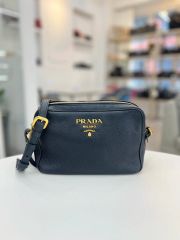 7 美品 PRADA プラダ サフィアーノ ミニショルダー カメラ バック