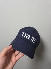 早い者勝ち完売品トゥルーレリジョン TrueReligion キャップ ブラック