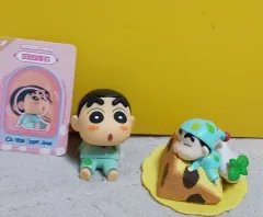 クレヨンしんちゃんフィギュア 正規品