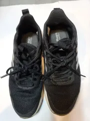 アディダス ランニングシューズ ブラック スニーカー 245