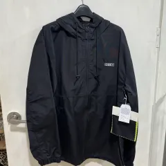 OBEY オベイ キャップション ブラック ウィンドブレーカー Mのサムネイル