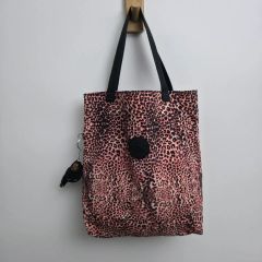 ☆美品☆キプリング ショルダーバッグ ナイロン系 ヒョウ柄 ブラウン 