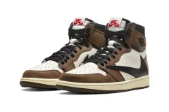 295 NIKE X トラヴィススコット エア ジョーダン 1 レトロ ハイ