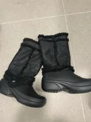 210-220) クロックス 防寒 ブーツ キッズ
