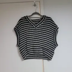 ボーダー柄 ニット ベスト ベスト スタイル