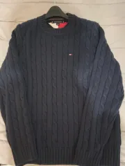 トミーヒルフィガー ケーブルニット