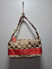 COACH シグネチャー ショルダーバッグ レッド POINT