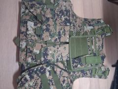 未使用 中国軍 06式 タクティカルベスト デジタル迷彩 マガジンポーチ