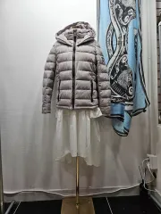 DKNY ダウン アウター Sのサムネイル