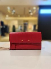 極美品 ヴァレクストラ 長財布 本革 フラップ 赤 イタリア製 正規品 