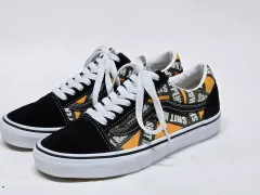 VANS オールドスクール ブラック/オレンジ パータン スニーカー 245mm