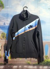 Nike ナイロンジャケット 定価13500円 値下げ受け付けます - メルカリ
