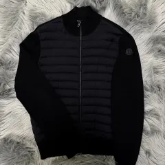 M モンクレール ツリー곳 ニットダウン ブラックワッペンのサムネイル