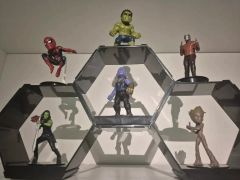 台湾 COSMI Marvel アベンジャーズ 9体 フィギュアセット - メルカリ