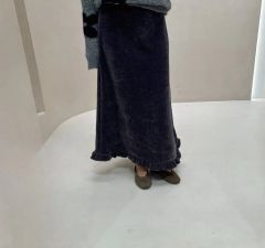 コムデギャルソン ベロア斜行変形スカート - メルカリ