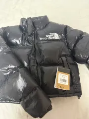 (海外モデル) THE NORTH FACE ザノースフェイス ヌプシ レディース ショート クロップド ダウン 出品