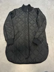 90 DKNY ディーケーエヌワイのサムネイル