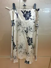 バナナリパブリック シルク スカート