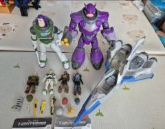 未使用品 宇宙船 レッドドワーフ号 スターバグ フィギュア - メルカリ