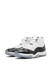 NIKE エアジョーダン11 コンコルド（新品）
