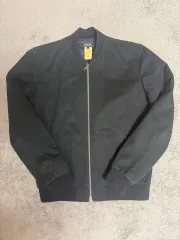 A.P.C. アーペーセー ブラック ブルゾン ジャケットのサムネイル