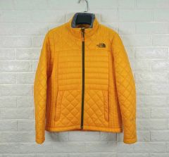 新品80％オフ】ノースフェイス サンダー フーディ サミットゴールド L 