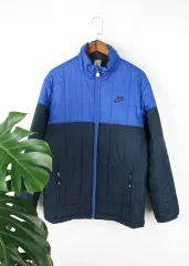 NIKE ダウン