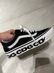 最終価格♂新品・オーセンティックスニーカー【CDG x VANS】 黒 - メルカリ
