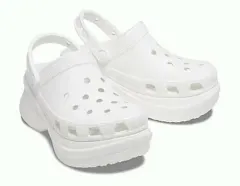 M6/W8 Crocs ベイ klogg 白 250サイズ