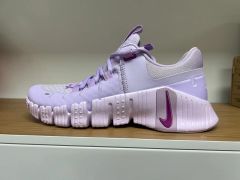 23cm 白 マルチカラー ナイキ フリー メトコン 6 SE ワークアウト 