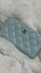 希少】 シャネル パイソン 長財布 ゴールド金具 ラウンドファスナー 18
