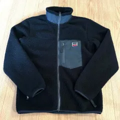 リーバイス 黒色 ボア フリース ジャケットのサムネイル