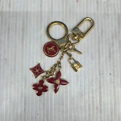 ルイヴィトン】LOUIS VUITTON ハートバックチャームビジューレッド系