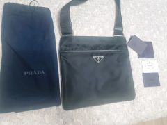 未使用品】PRADA プラダ ショルダーバッグ NERO ギャランティカード付