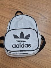 激レア♣︎MTV × adidas レコードバッグ ホワイト コラボモデル 迷彩柄