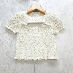 Chico チコ フロントリボン ボレロ  花柄 スクエアネックブラウス シャーリング ガーリー ホワイト Fサイズ ◎_□〇☆のサムネイル