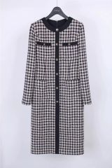 新品】日本製スパンコールツイードワンピース＊美シルエット オール 【新品】日本製スパンコールツイードワンピース＊美シルエット オールシーズン可⁠