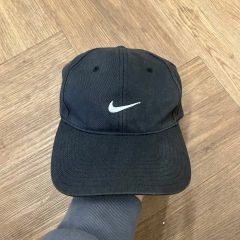90s銀タグ期 NIKE ヴィンテージキャップ 浅め 台湾製 緑ツバ 黒 - メルカリ