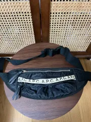 A.P.C. ウエストバッグのサムネイル