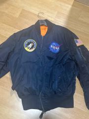 E*u様 【完売品】ALPHA L-2B NASA MA-1 フライトジャケット - メルカリ