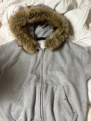 9090girl グリッターファー ジップパーカー 90ロゴ 正規品 - メルカリ