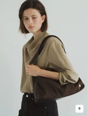 美品 ヒューゴボス ハンドバッグ ダークブラウン レザー ホーボー 1148