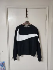 正規品 NIKE ナイキ BIG スウッシュ スウェット ラウンドネック 長袖 Tシャツ/L 100