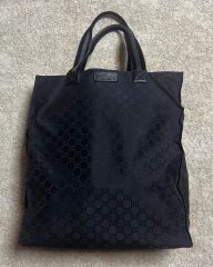 Gucci ブラック トートバッグ GGパターン - メルカリ