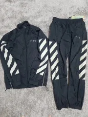 オフホワイト track Jaket 出品