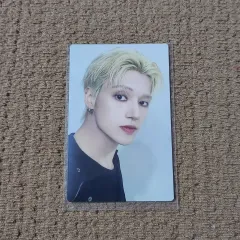 ATEEZ（エイティーズ・アチズ） ashes to light flash price アルバム トレカ ウヨン(WOOYOUNG)