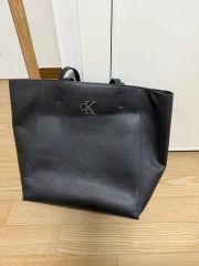 カルバンクライン トートバッグ 大容量 エンボス ロゴ シンプル無地 
